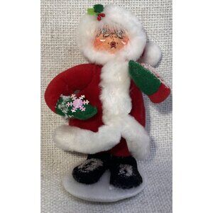 ANNALEE 2009 FOLK ART CHRISTMAS 6" SNOWY MRS SANTA Figure Snow Winter